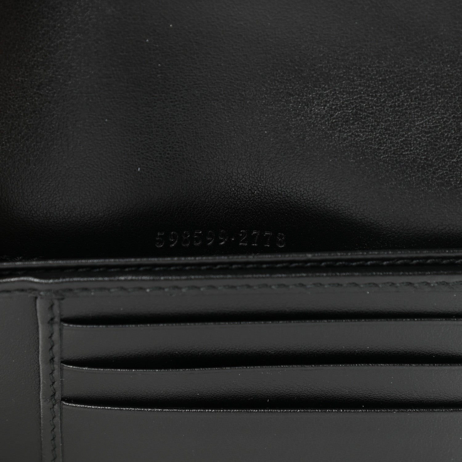Gucci Calfskin Matelasse GG Marmont Passport Case Black 7 of 7