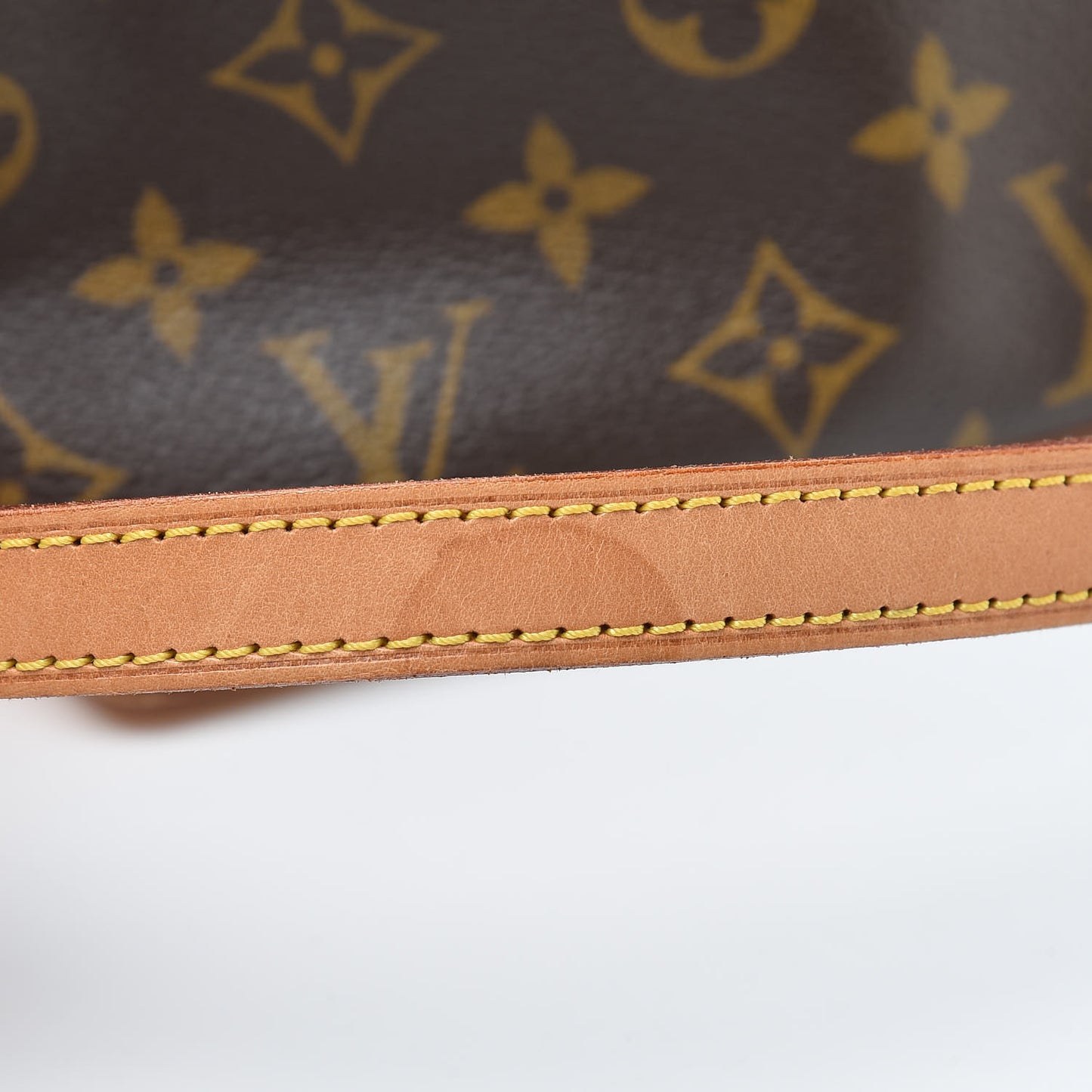 Monogram Trotteur