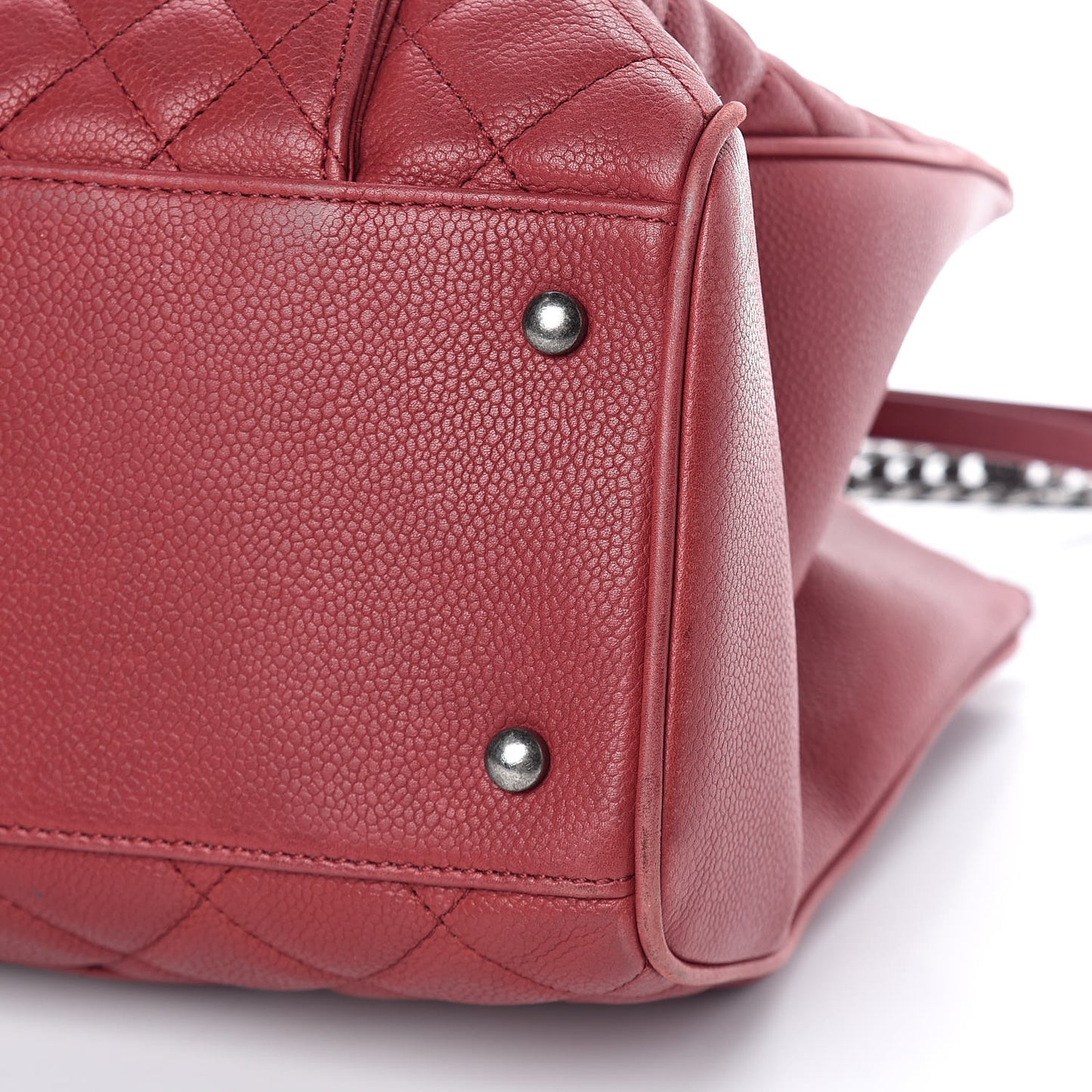 Caviar Quilted Large Casual Pocket Tote Red
