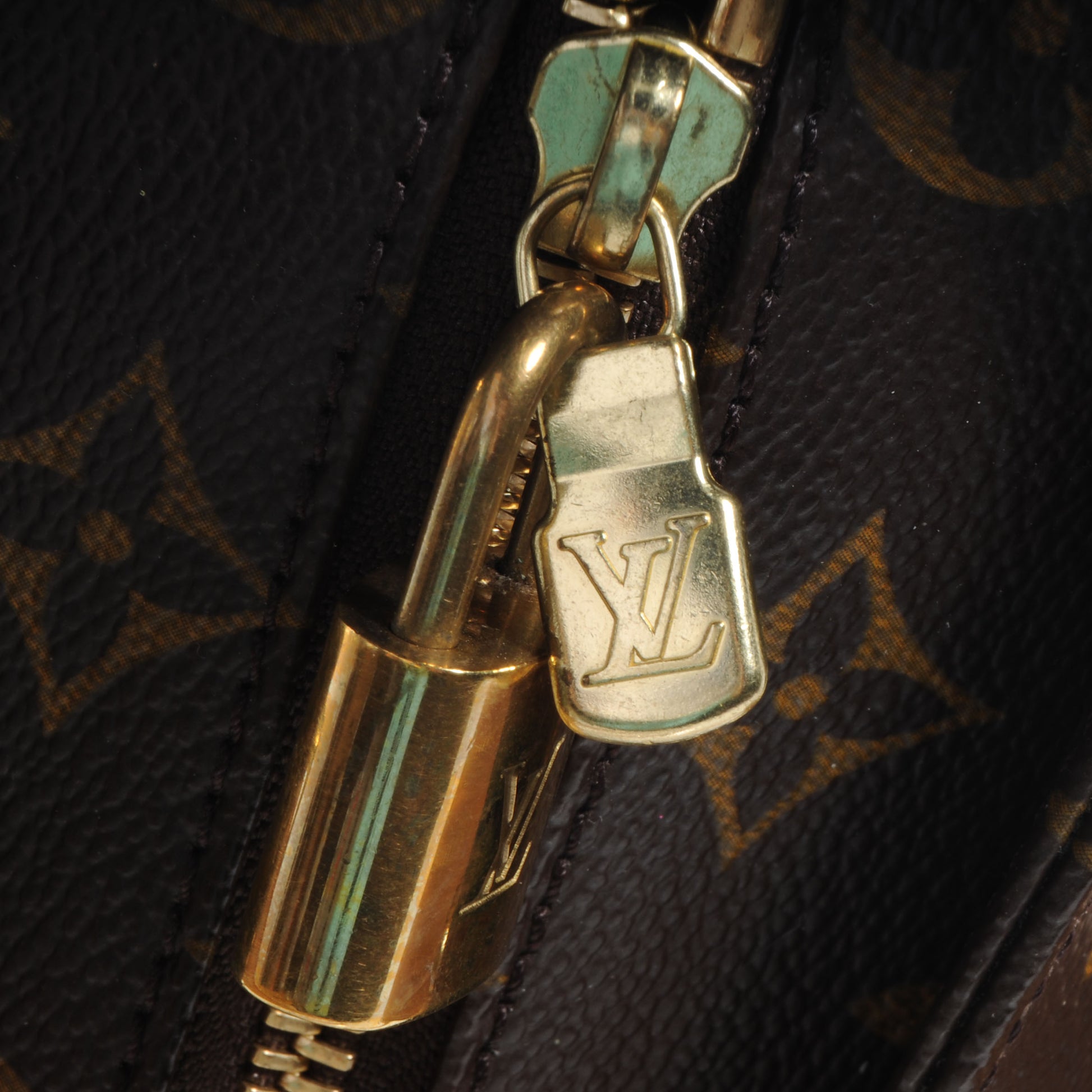 Louis Vuitton Monogram Multipli-Cite 8 of 8