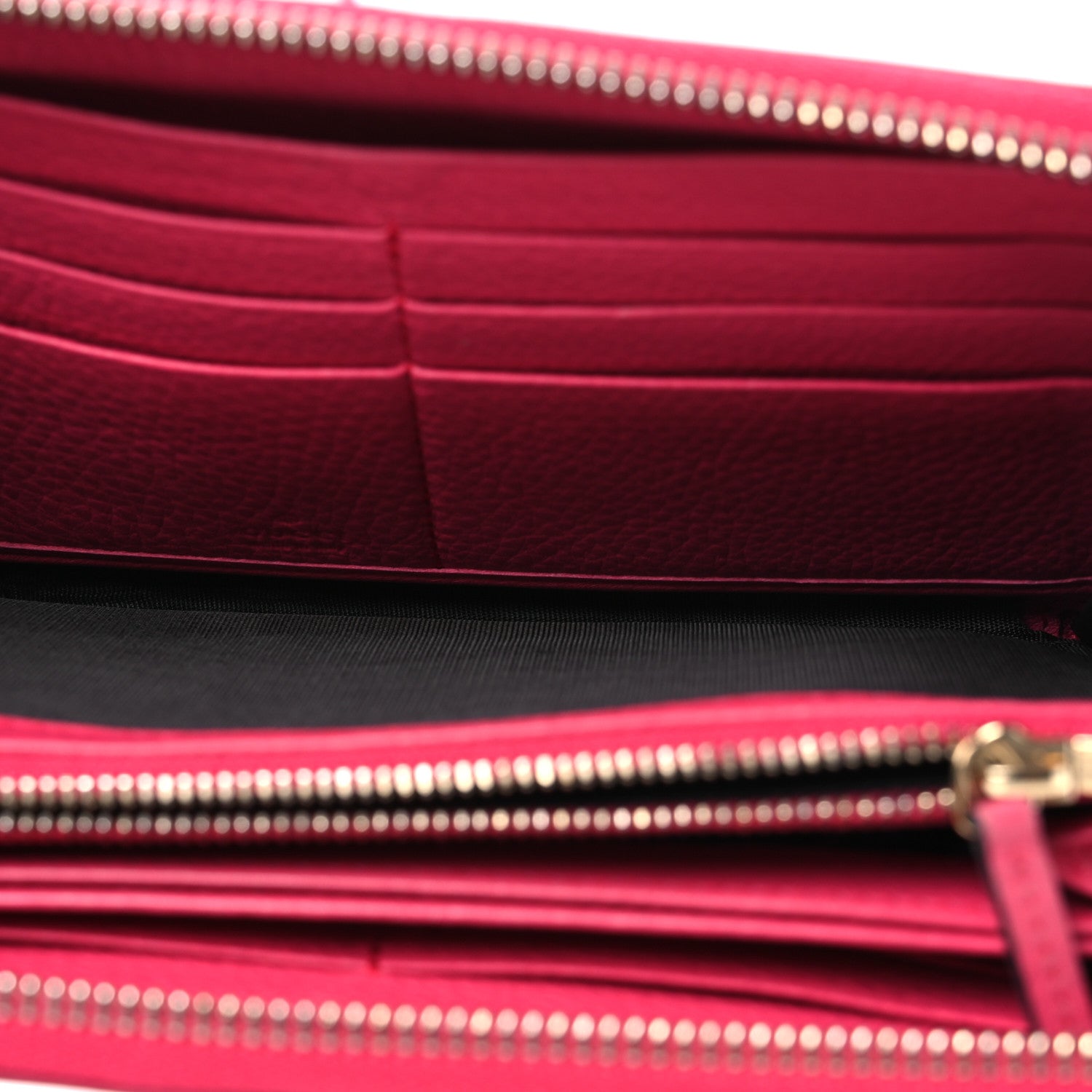 Gucci Pebbled Calfskin Soho Zip Around Wallet Pink 5 of 17