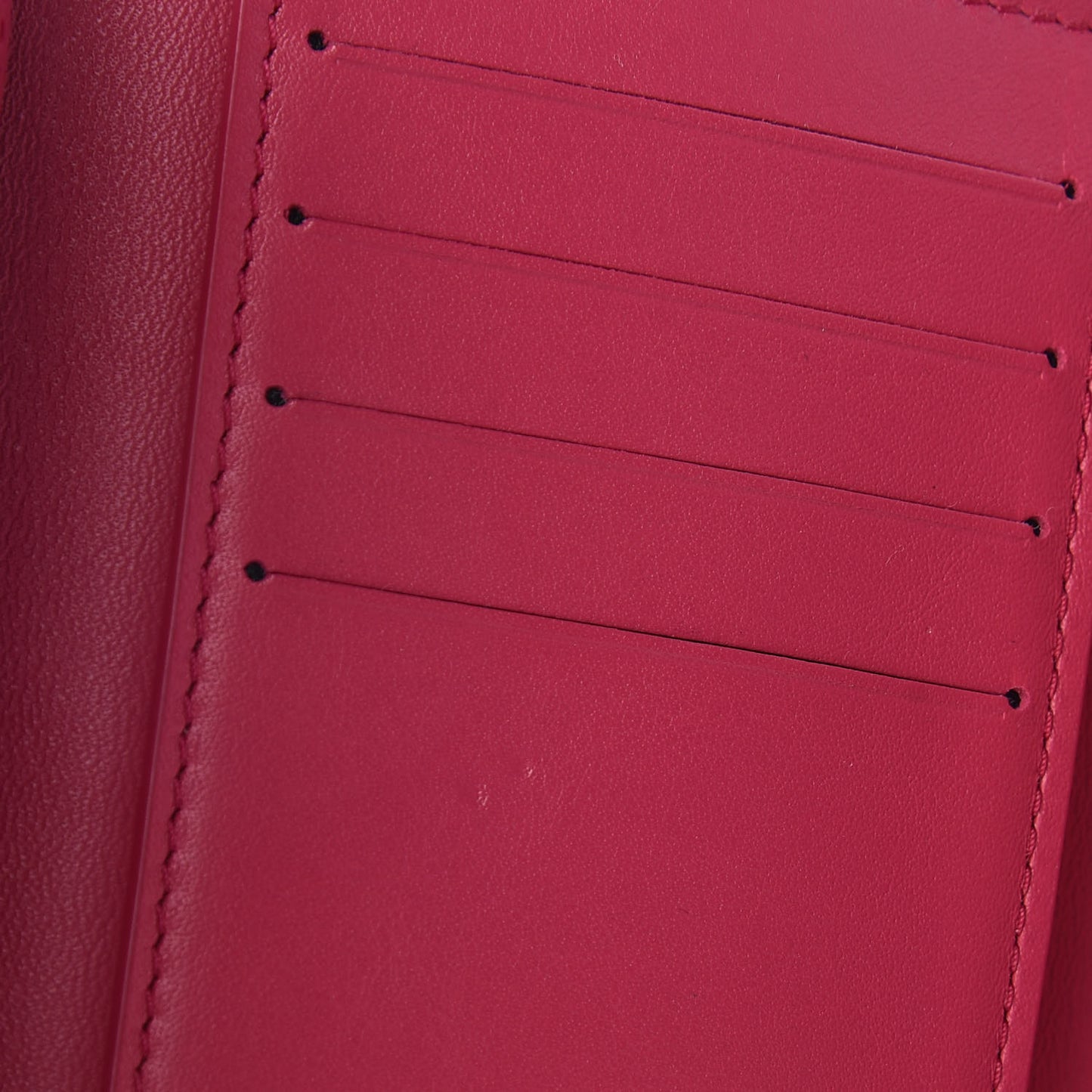 Taurillon Capucines Compact Wallet Black