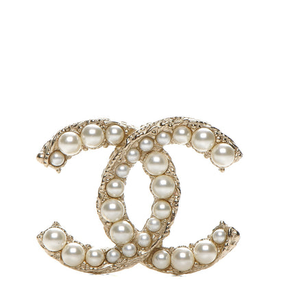 Chanel Pearl CC Brooch Light Gold 1 of 11