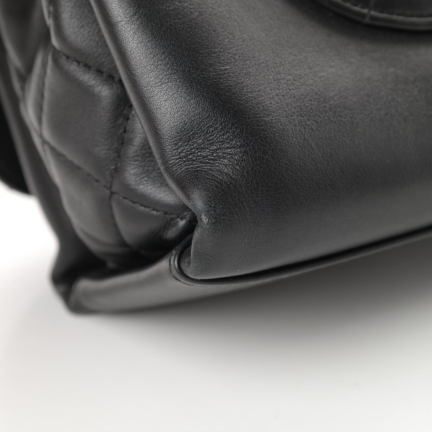 Calfskin Jumbo Tramezzo Flap Black