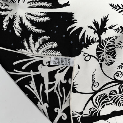 Hermes Silk Tyger Tyger Scarf 90 Noir Blanc Gris 3 of 6