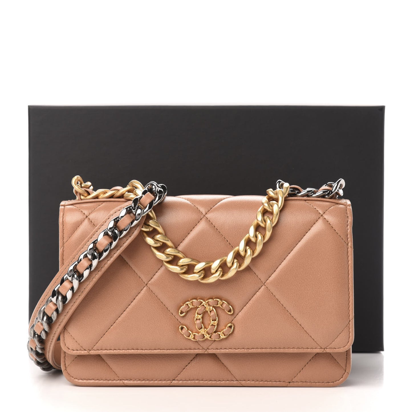 Lambskin Quilted 19 Wallet On Chain WOC Brown