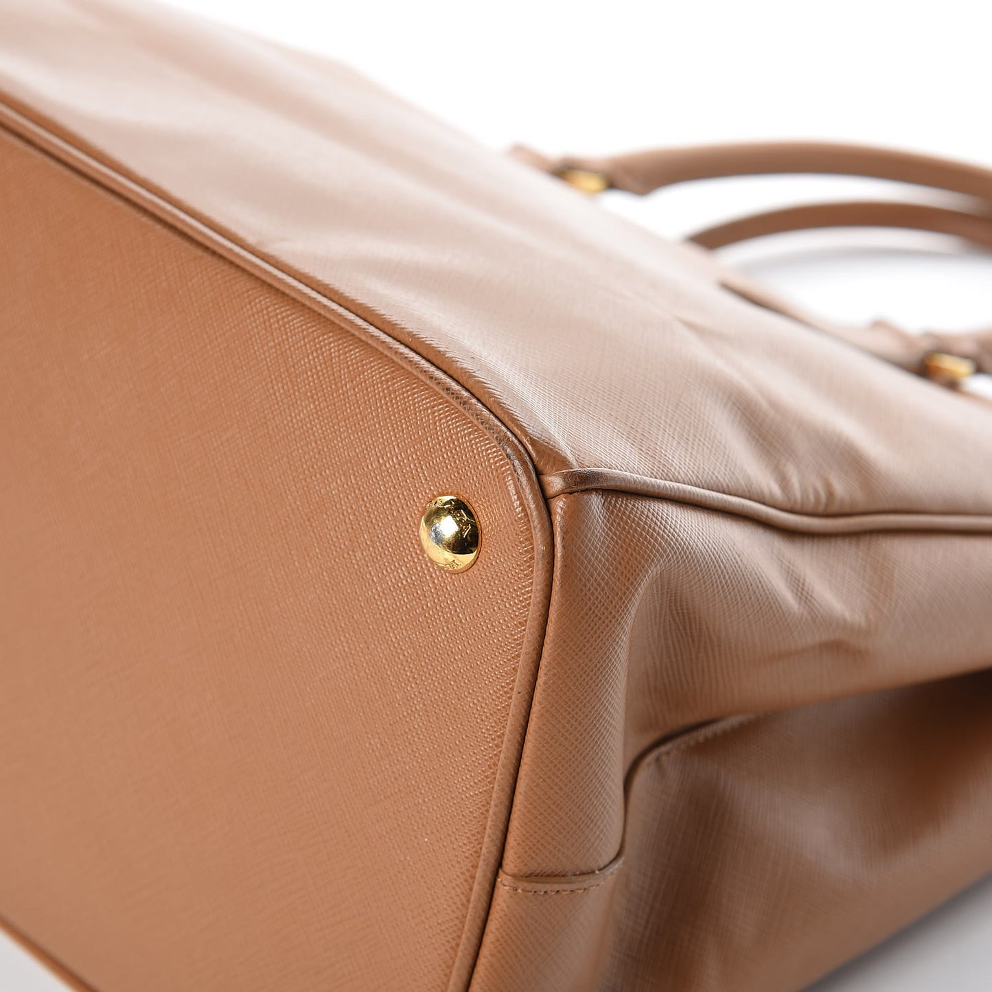 Saffiano Large Galleria Double Zip Tote Caramel