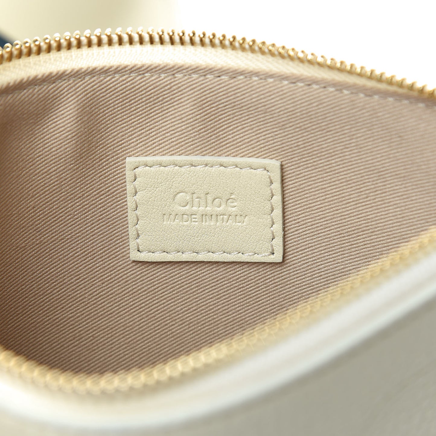Smooth Calfskin Medium Vick Tote Off White