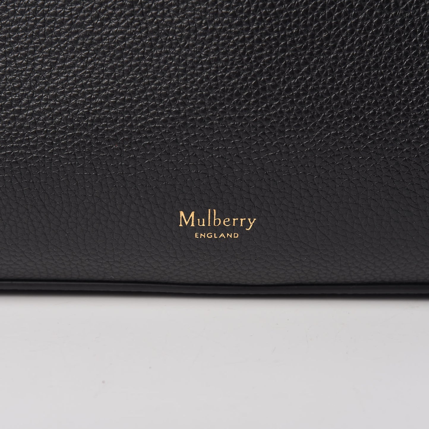 Small Classic Grain Calfskin Seaton Black