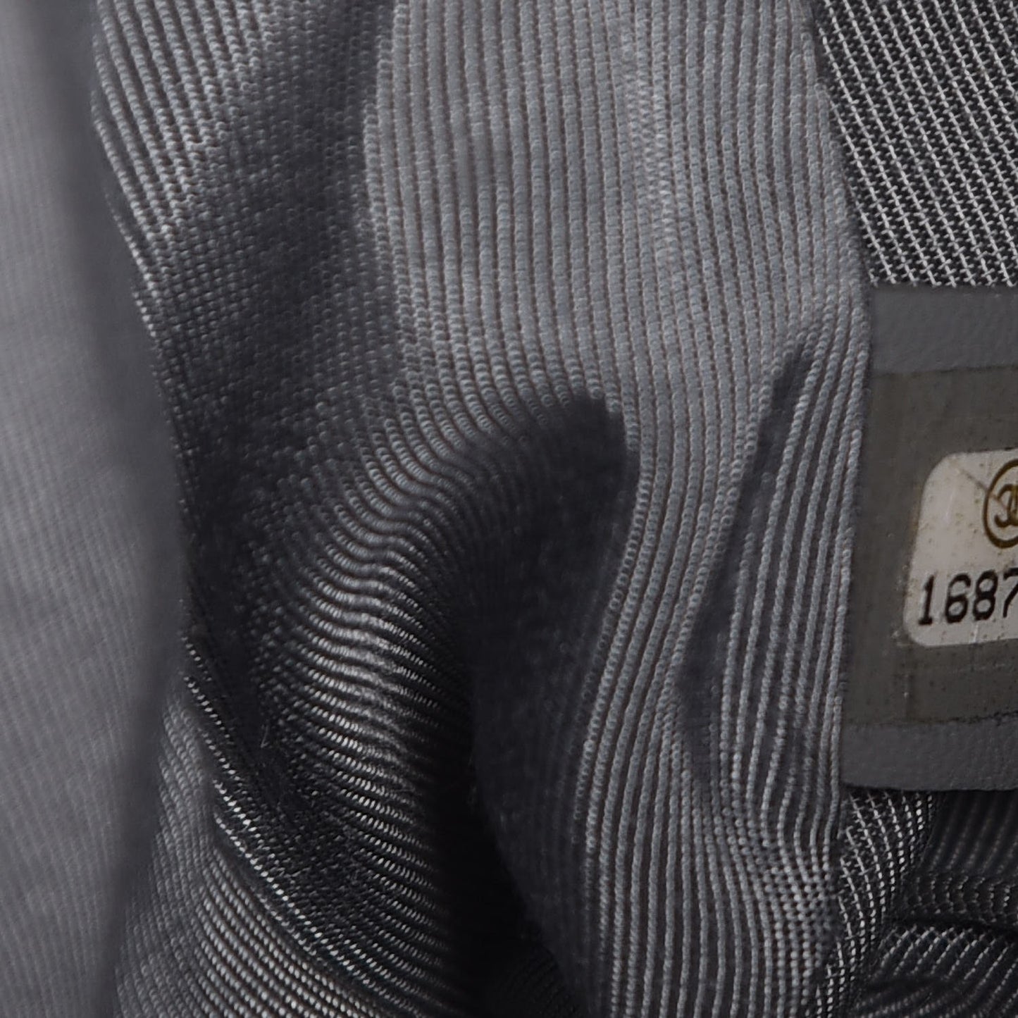 Calfskin Coco Pleats Messenger Flap Beige