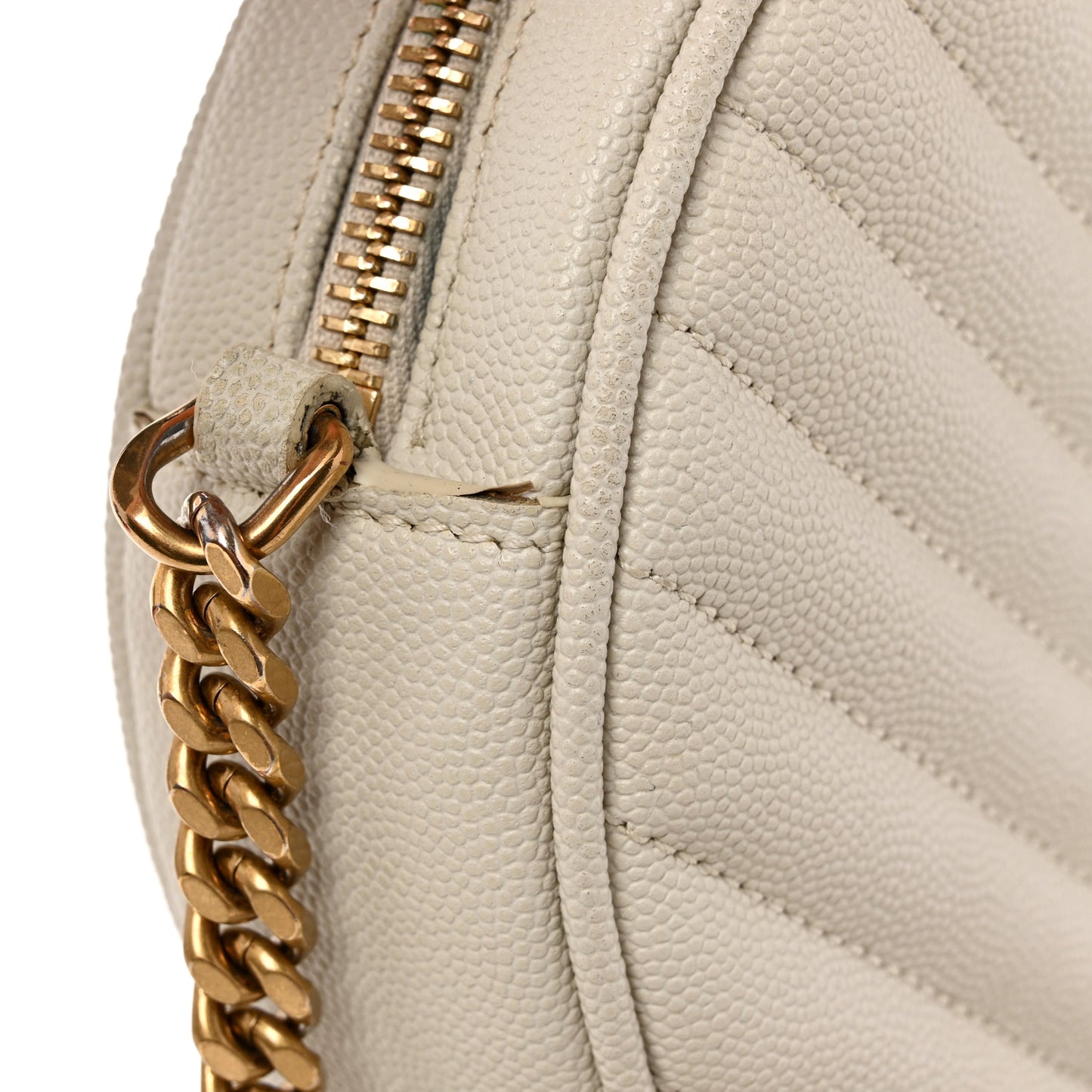Grain De Poudre Matelasse Chevron Quilted Round Vinyle Camera Bag Crema Soft