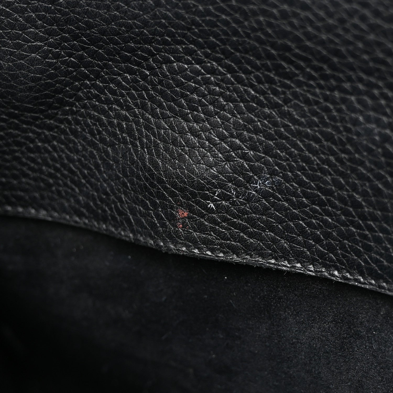 Saint Laurent Grained Calfskin Baby Sac De Jour Souple Black 17 of 30