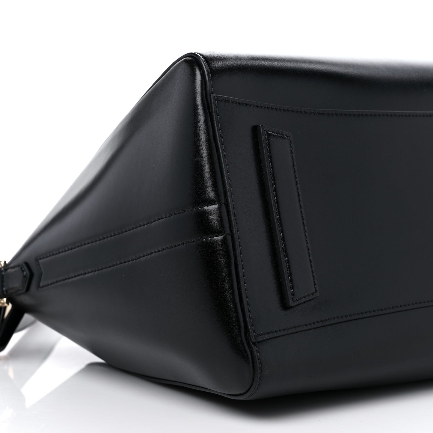Shiny Lord Calfskin Medium Antigona Black