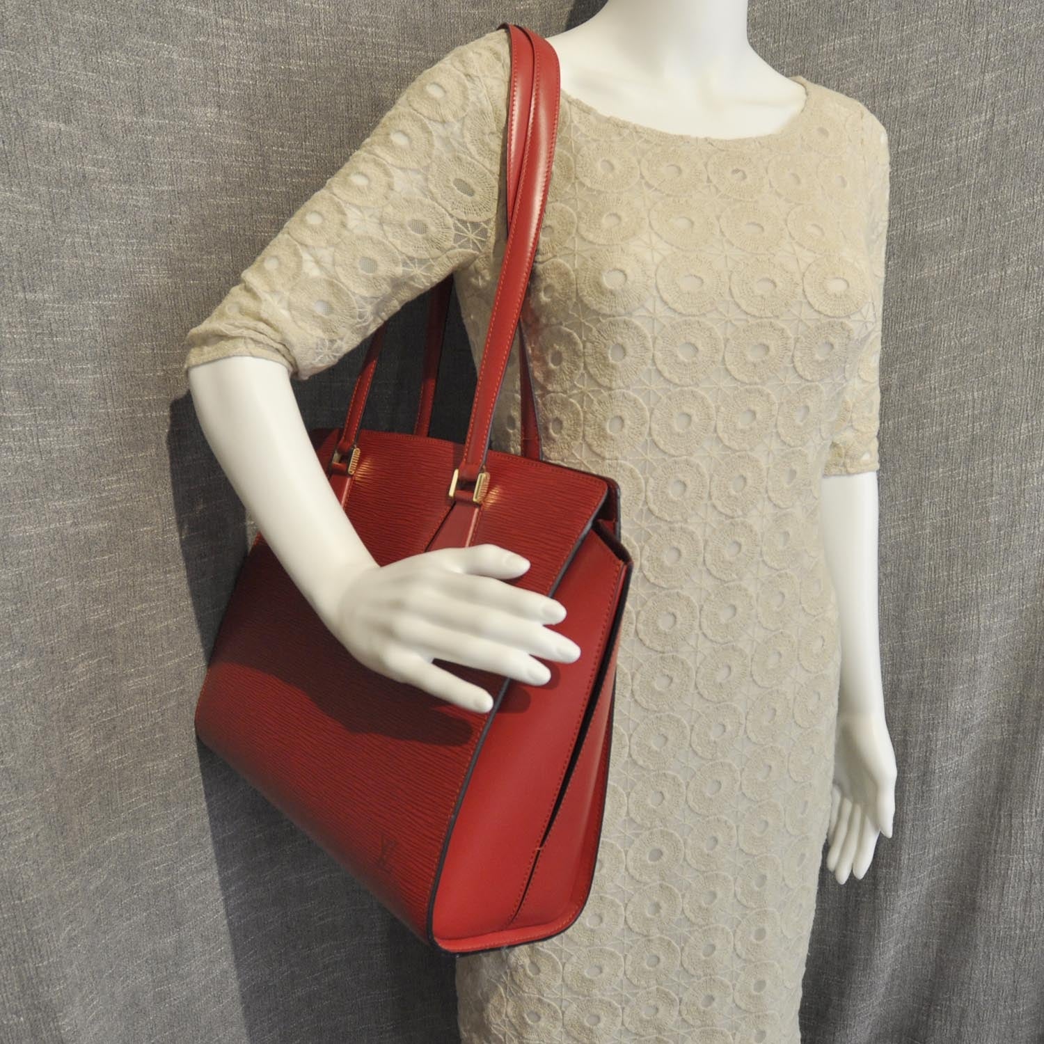 Louis Vuitton Epi Dupleix Red 2 of 9