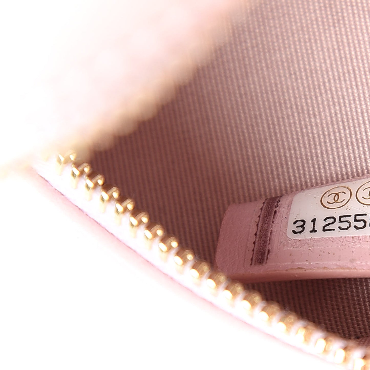 Calfskin Quilted Pearl Round Clutch With Chain Light Pink