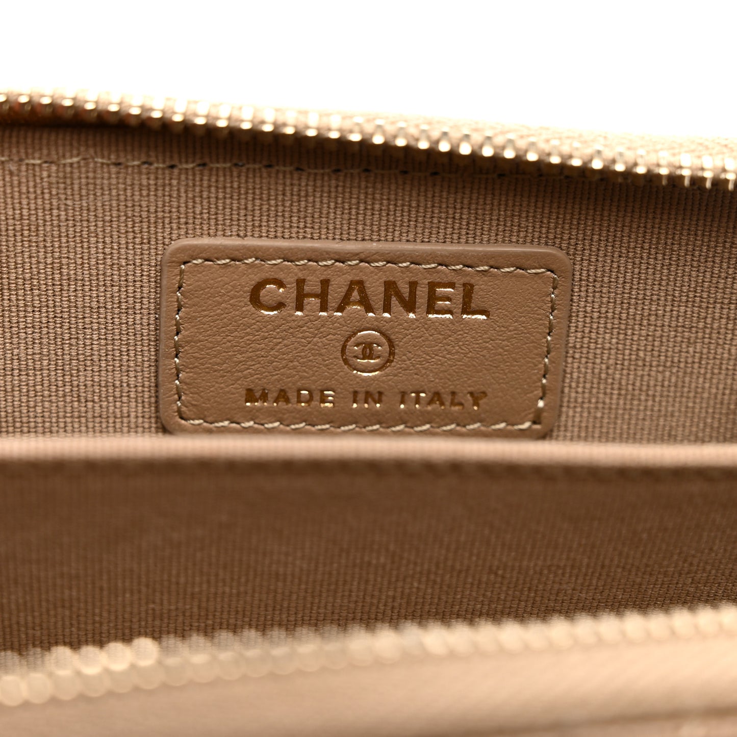 Caviar Quilted Zip Card Holder Beige Beige