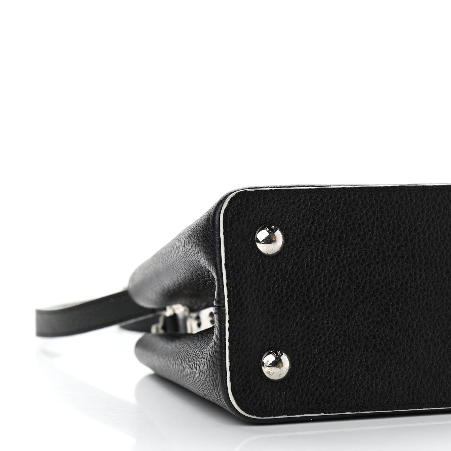 Louis Vuitton Taurillon Stitched Capucines PM Black 8 of 10