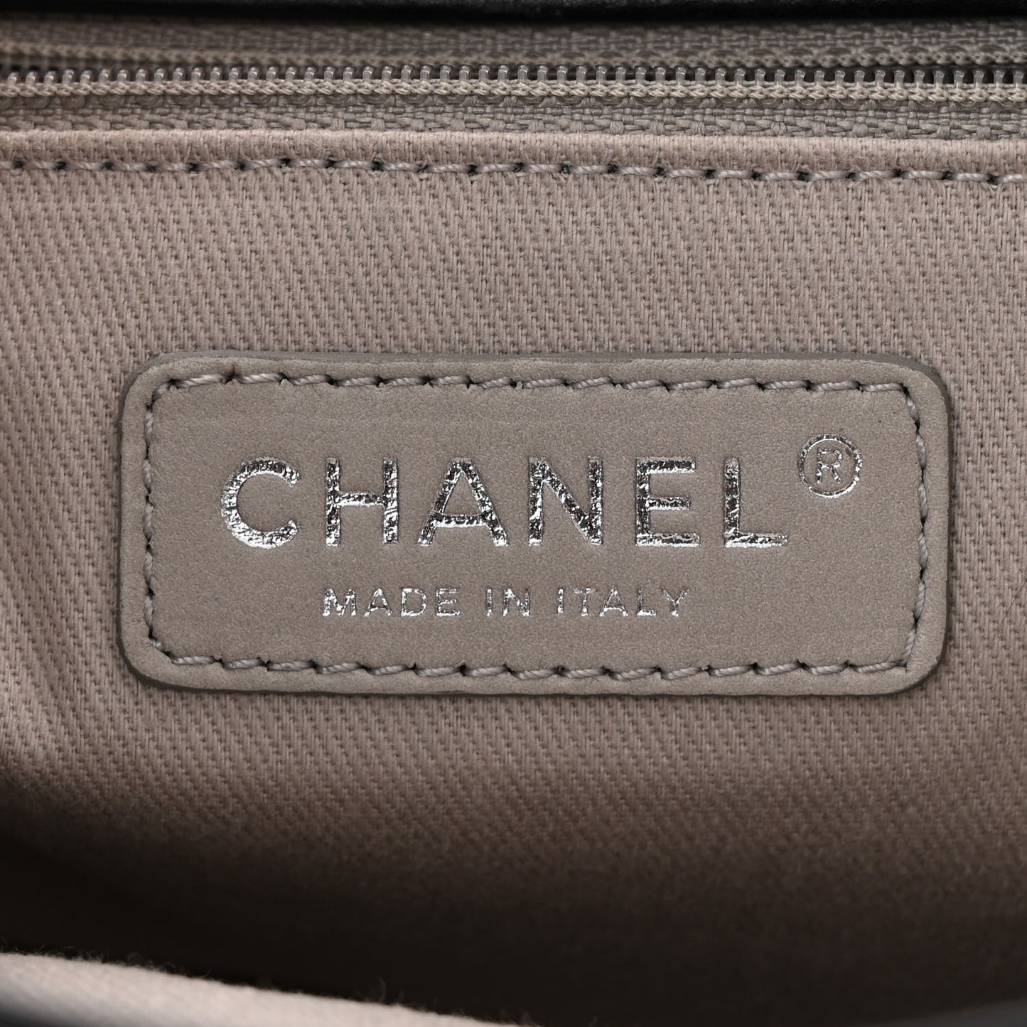 Calfskin CC Crave Reissue Crown Jumbo Flap Black