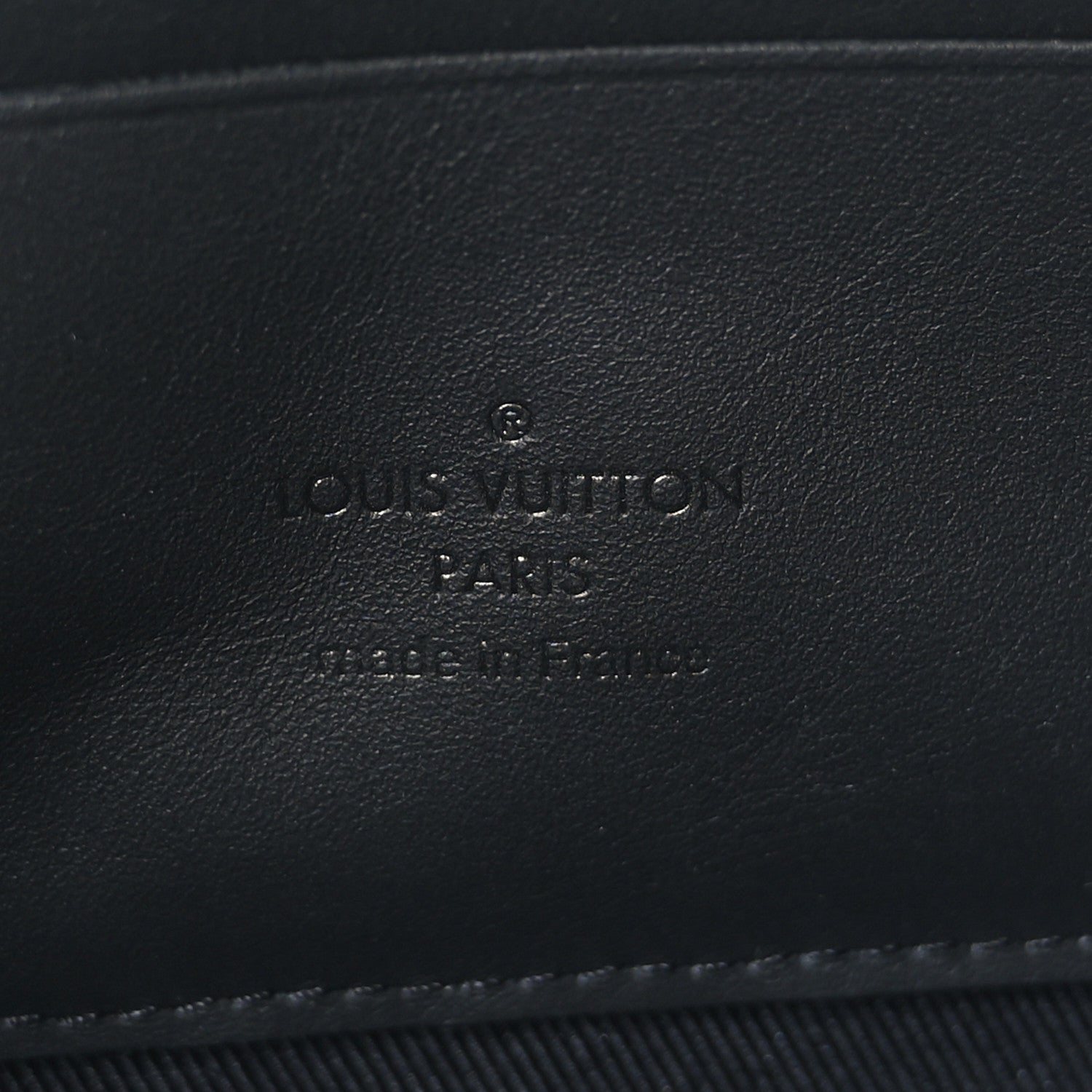 Louis Vuitton Calfskin Aerogram Alpha Wearable Wallet Black 7 of 9