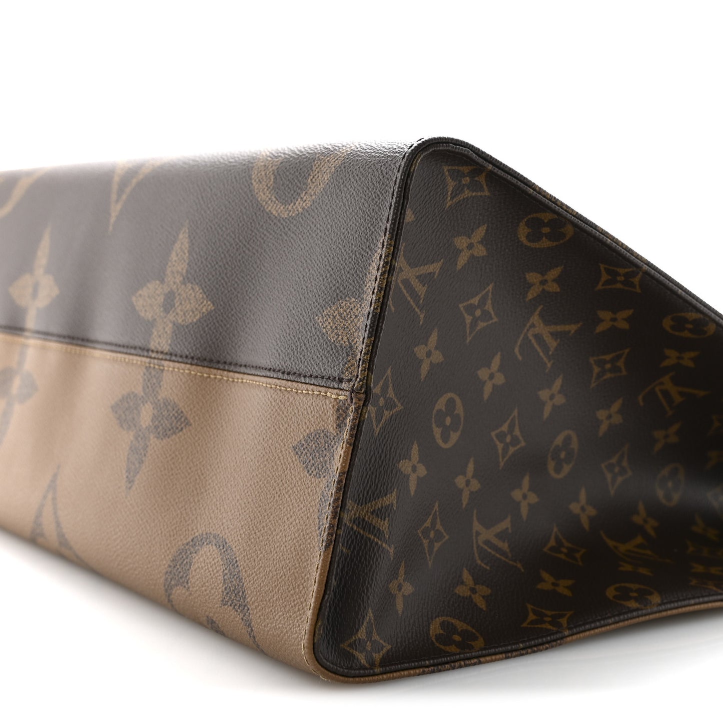 Reverse Monogram Giant Onthego GM