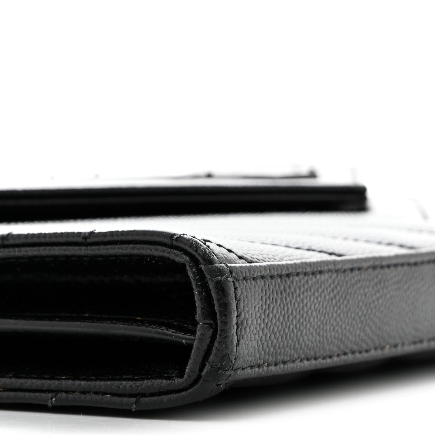 Saint Laurent Grain De Poudre Matelasse Chevron Monogram Monochrome Envelope Chain Wallet Black 9 of 14