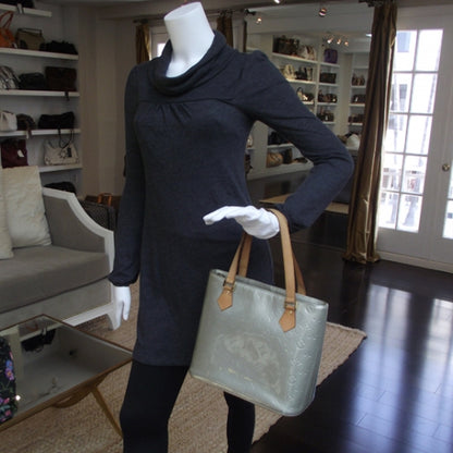 Louis Vuitton Vernis Houston Silver 2 of 9