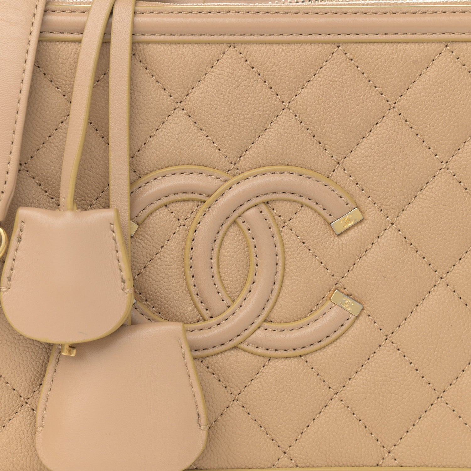 Chanel Caviar Quilted Medium CC Filigree Vanity Case Beige 6 of 8