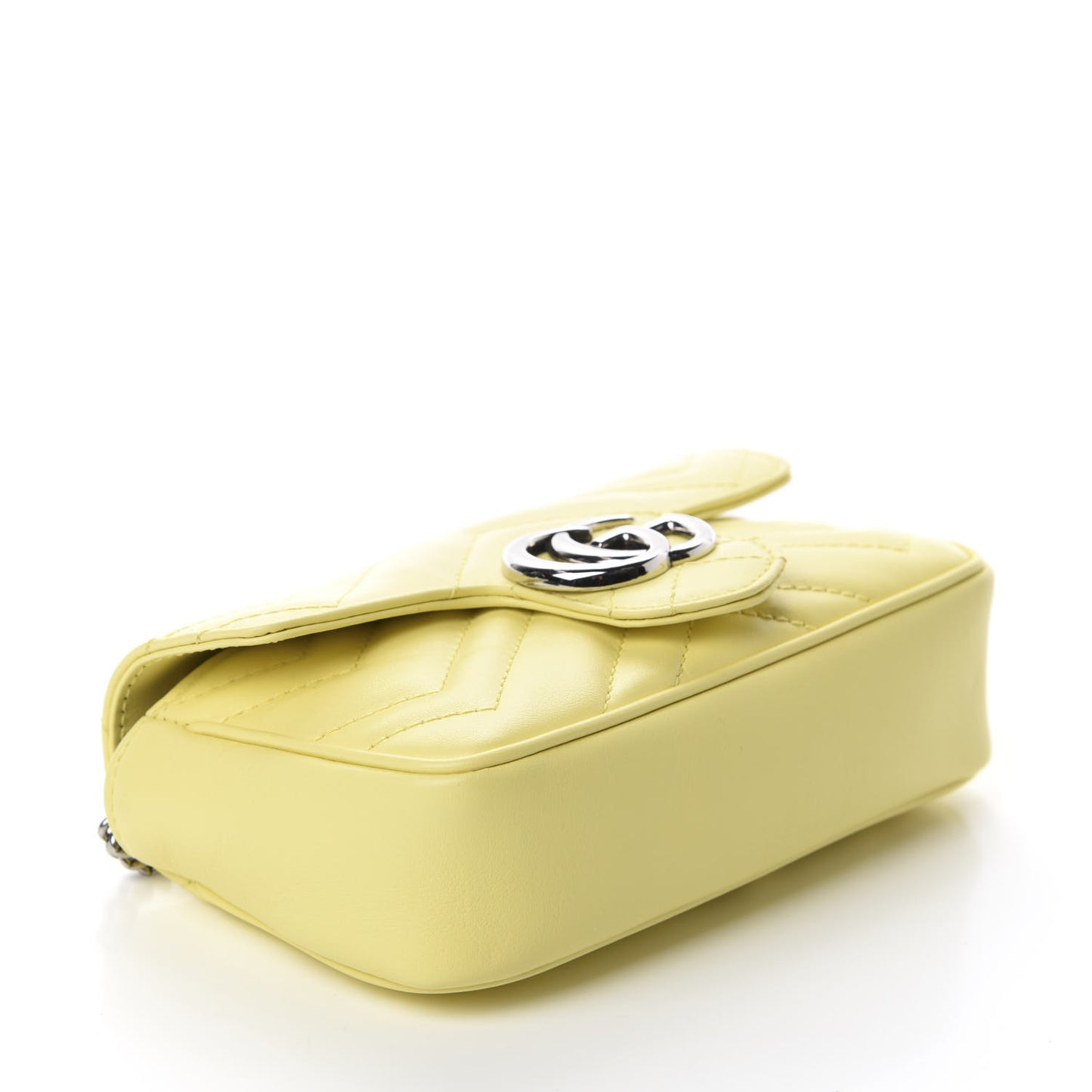 Calfskin Matelasse Super Mini GG Marmont Shoulder Bag Banana