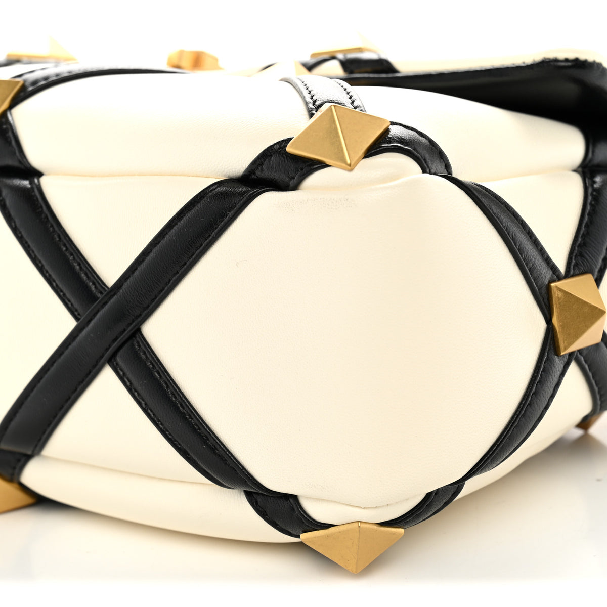 Nappa Large Roman Stud Shoulder Bag Black Ivory