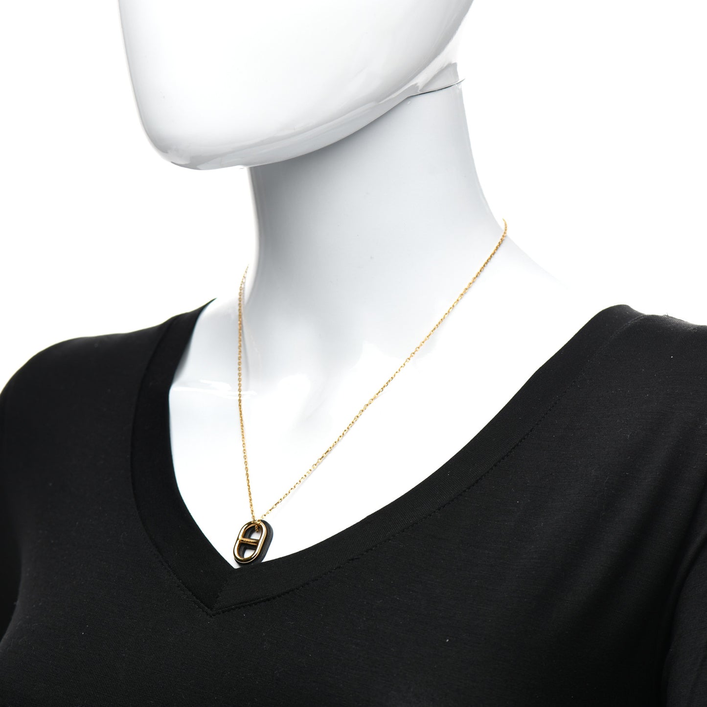 Swift O'Maillon Pendant Necklace Black