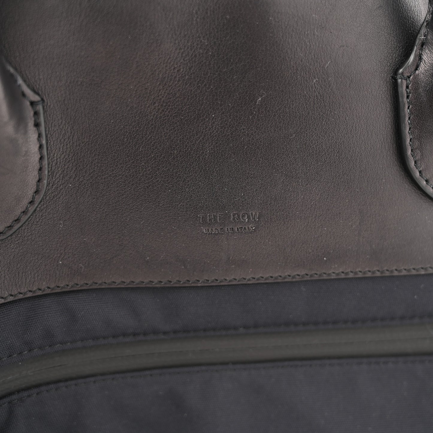 Nylon Margaux 17 Inside-Out Black