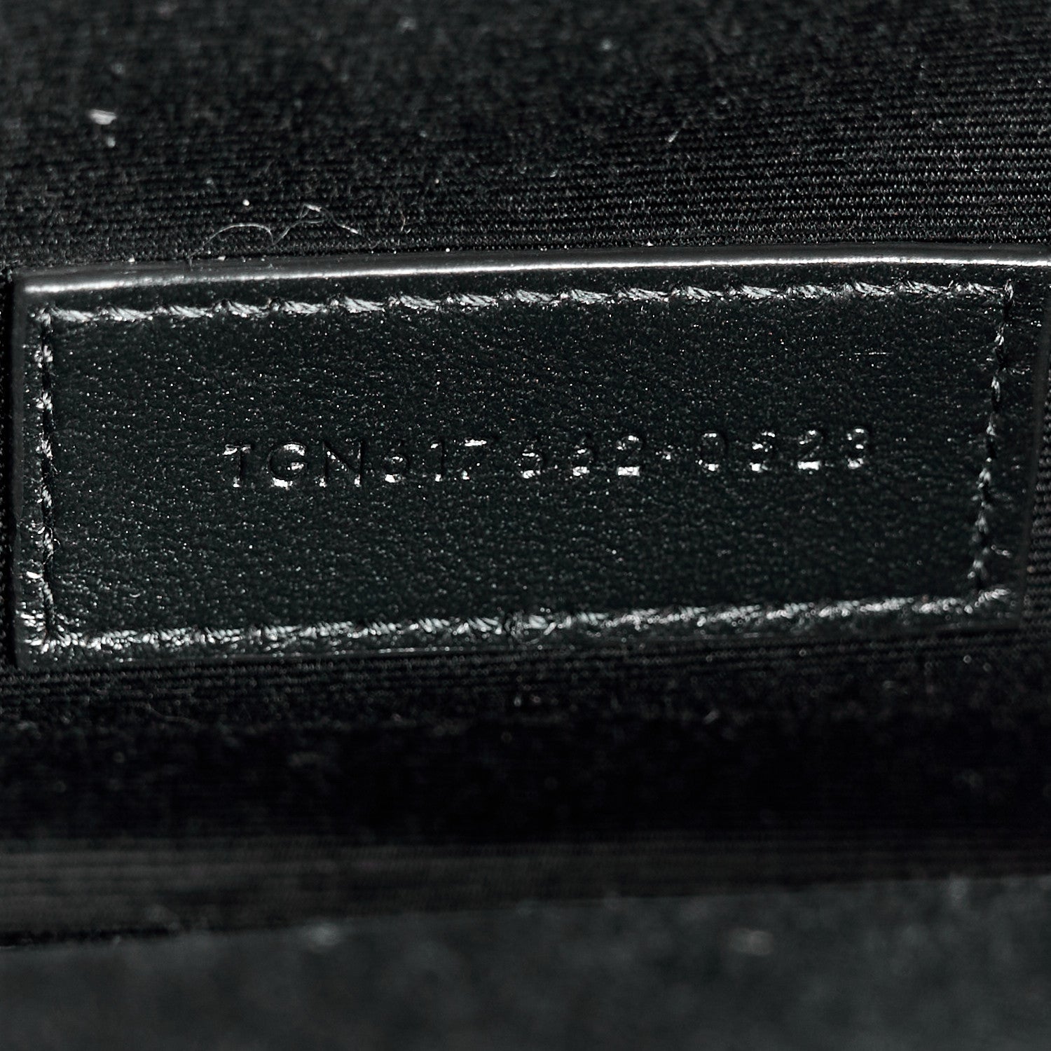 Saint Laurent Grain De Poudre Matelasse Chevron Monogram Envelope Clutch Black 7 of 10