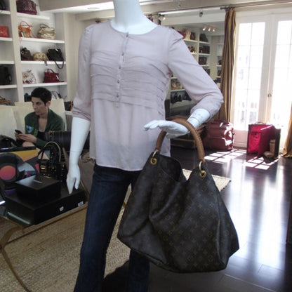 Louis Vuitton Monogram Artsy GM 2 of 9