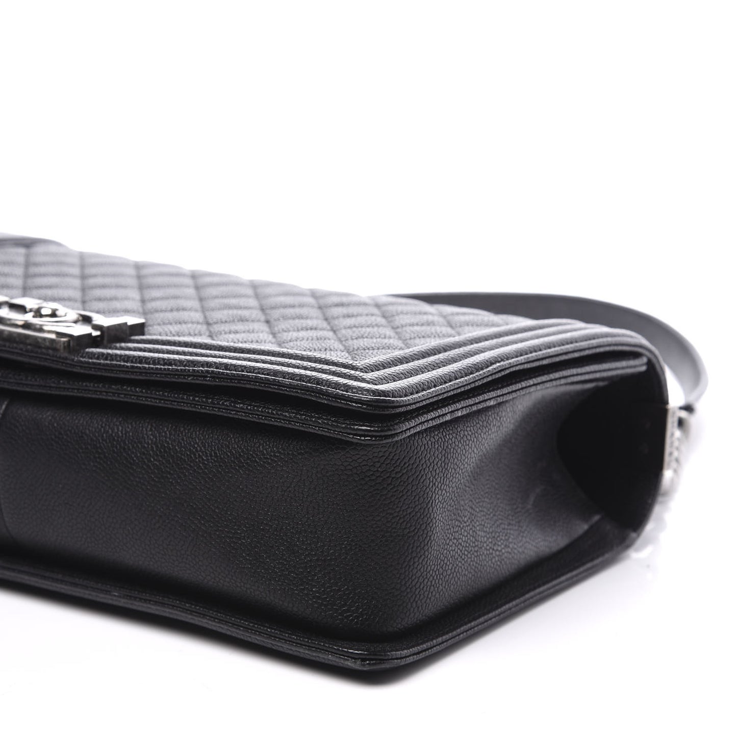 Caviar Quilted New Medium Boy Flap Black
