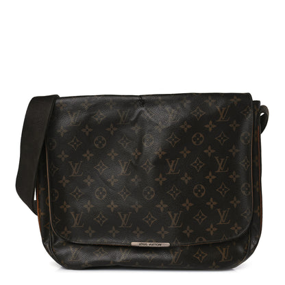 Louis Vuitton Monogram Beaubourg MM Messenger Bag 1 of 9