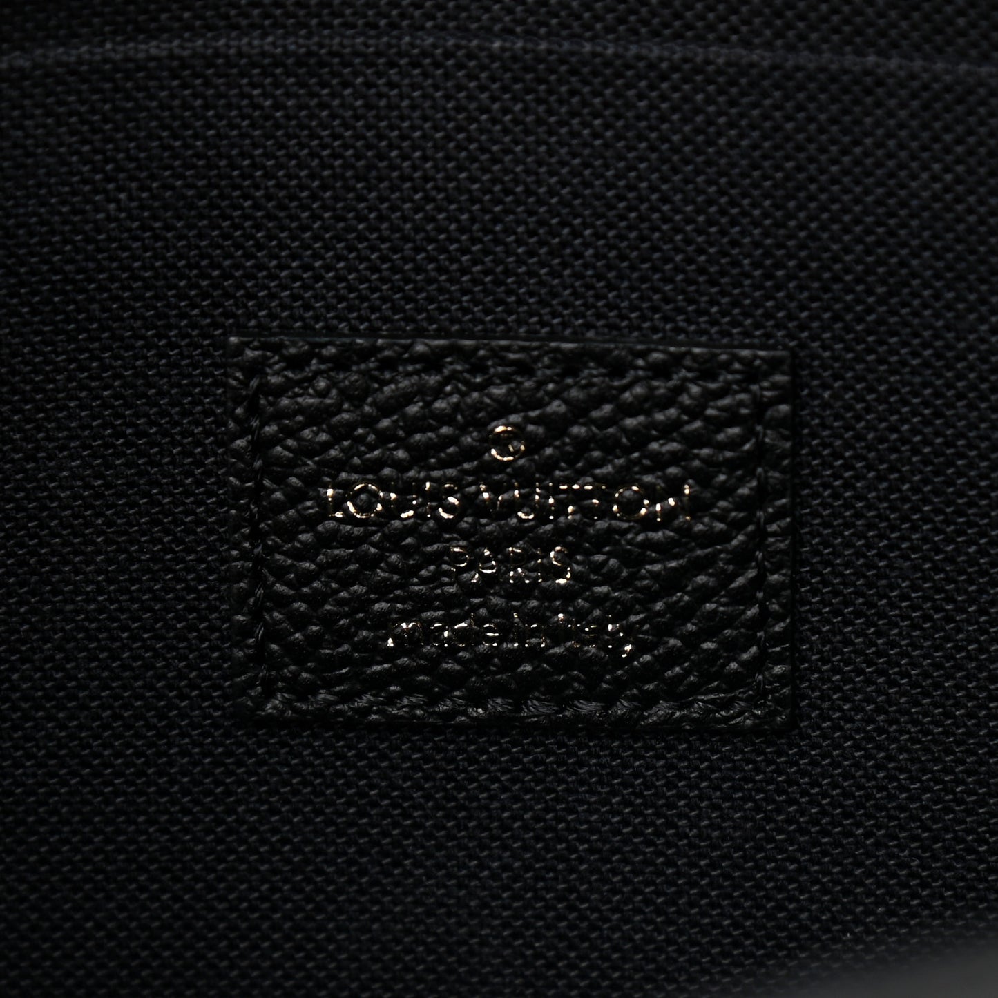 Empreinte Pochette Felicie Chain Wallet Black