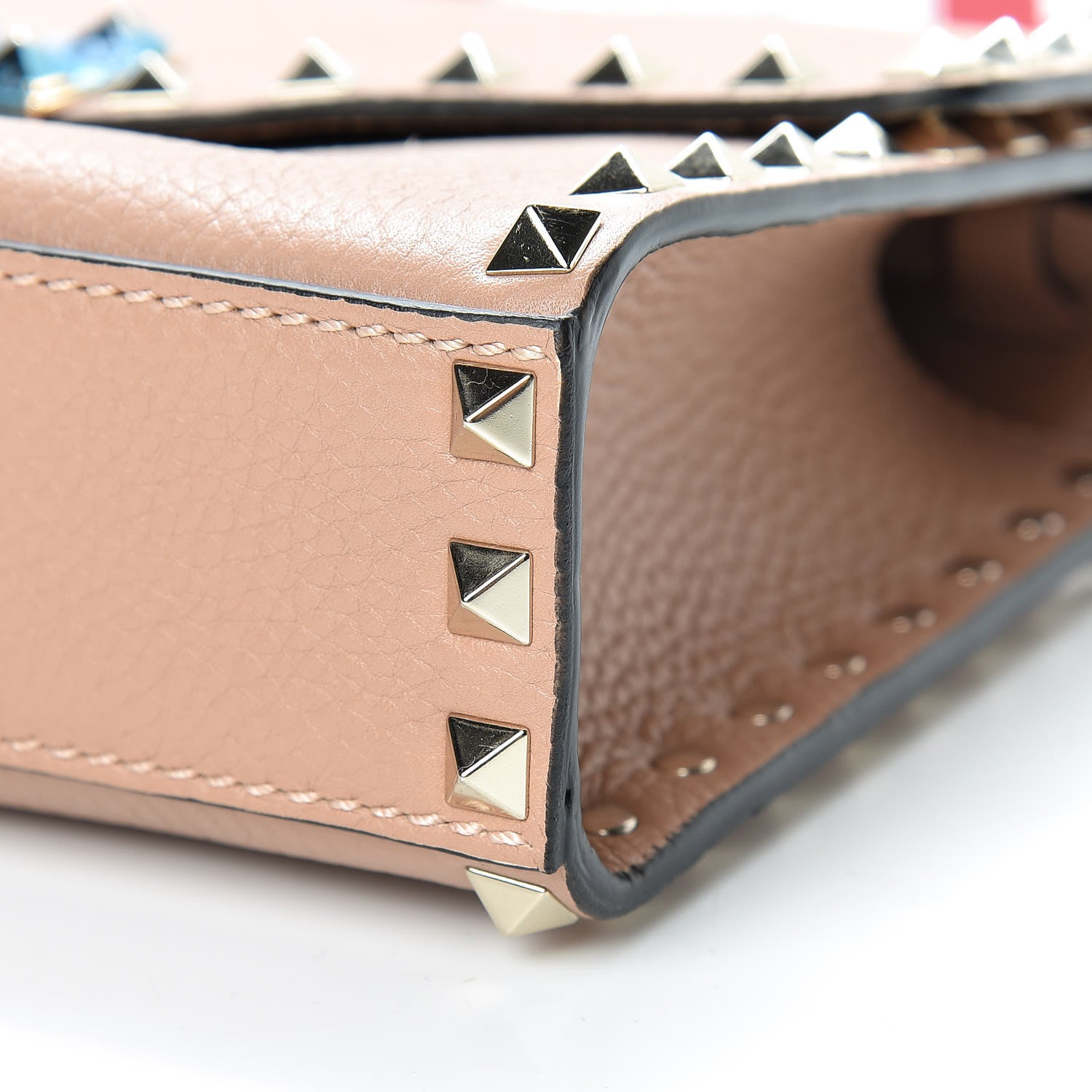 Valentino Garavani Pebbled Calfskin Medium Rockstud Flip Lock Crossbody Bag Skin Sorbet 9 of 9