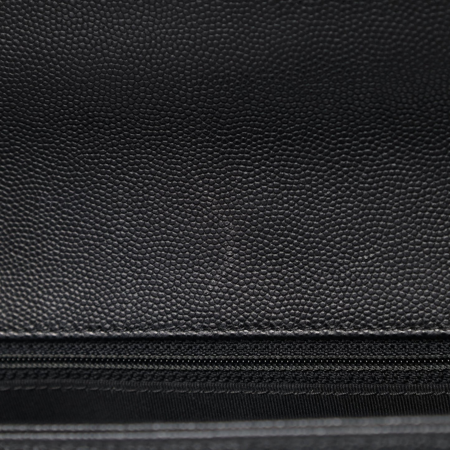 Caviar Chevron Quilted New Medium Boy Flap Black