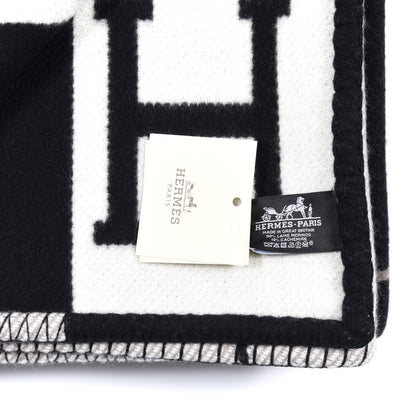 Hermes Wool Cashmere Avalon III Blanket Ecru Black 3 of 3