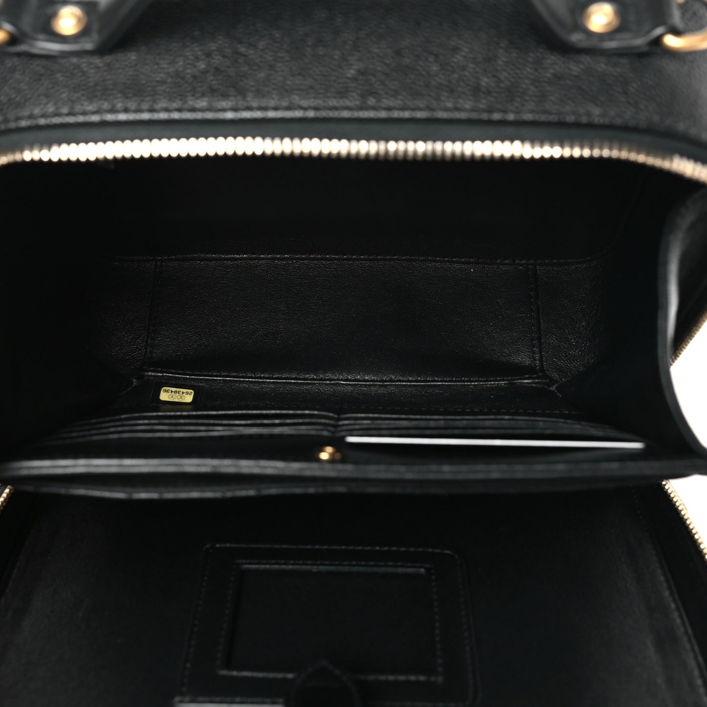 Caviar Quilted Large CC Filigree Vanity Case Black