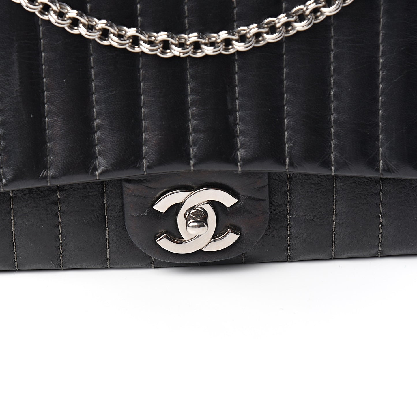 Lambskin Vertical Quilted Medium Single Flap Black