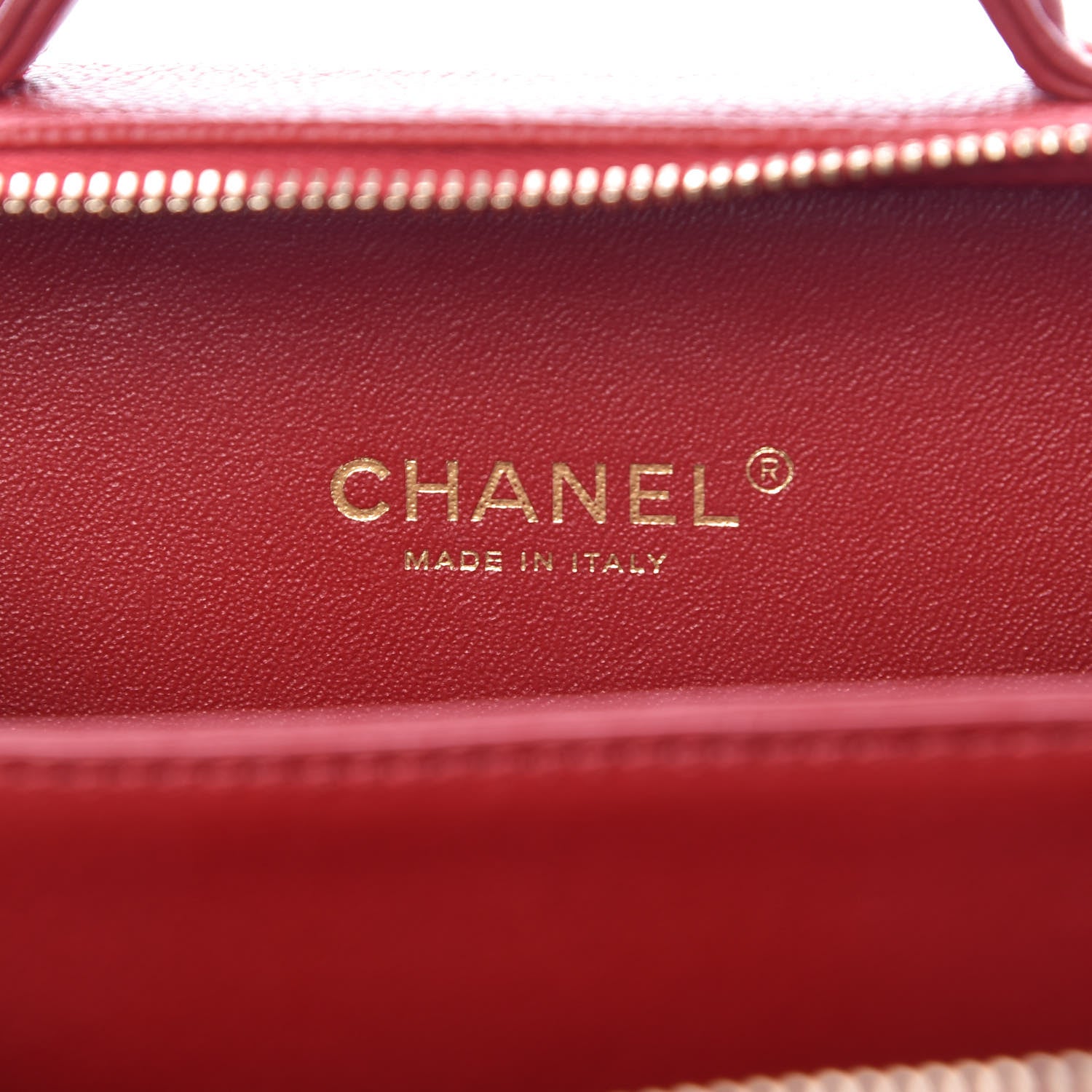 Chanel Caviar Quilted Small CC Filigree Vanity Case Red 6 of 9