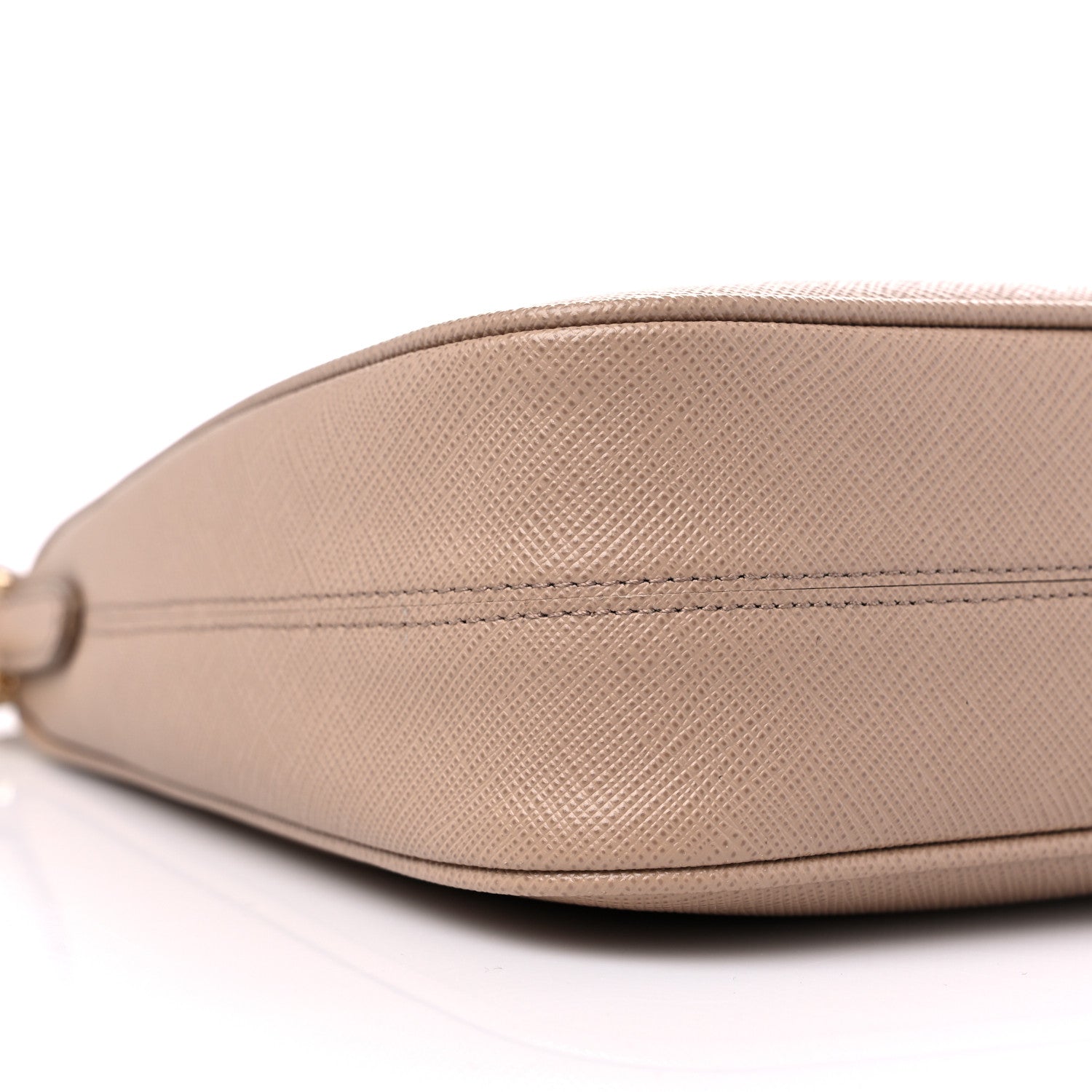 Prada Saffiano Lux Re-Edition 2005 Shoulder Bag Cammeo 7 of 10