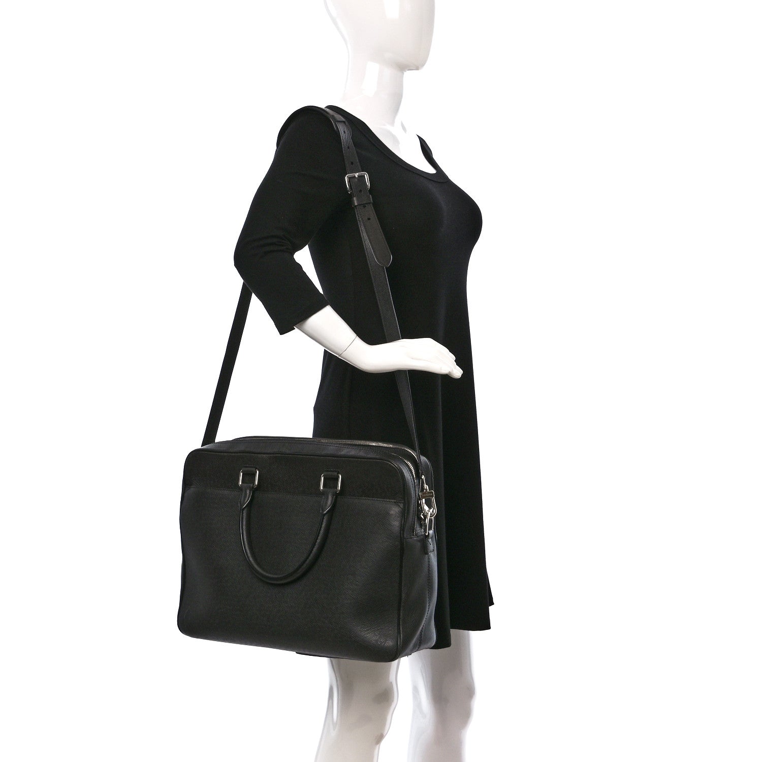 Louis Vuitton Taiga Porte-Documents Business MM Ardoise 2 of 11