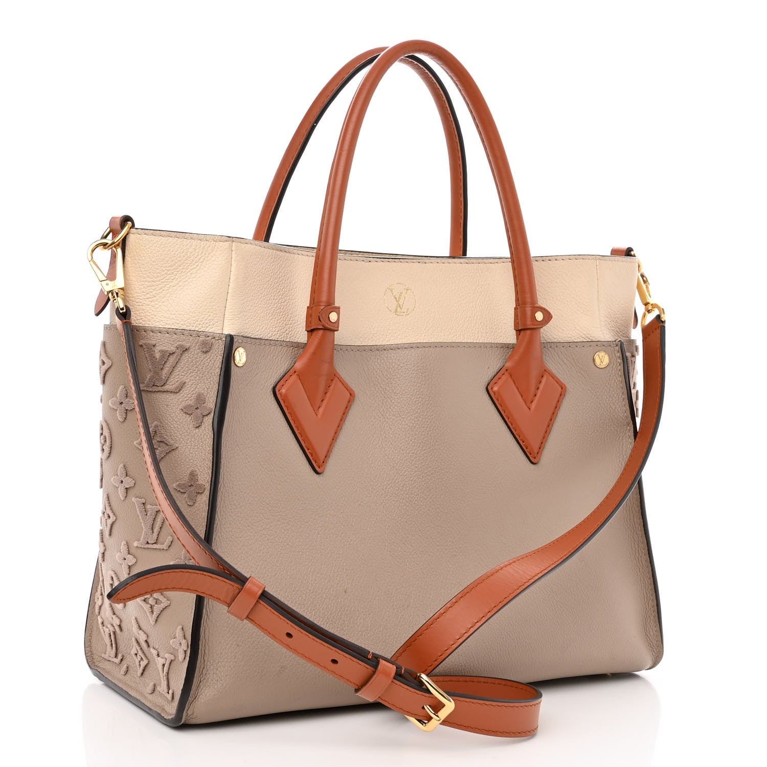 Louis Vuitton Calfskin Monogram Tufting On My Side Galet 3 of 11