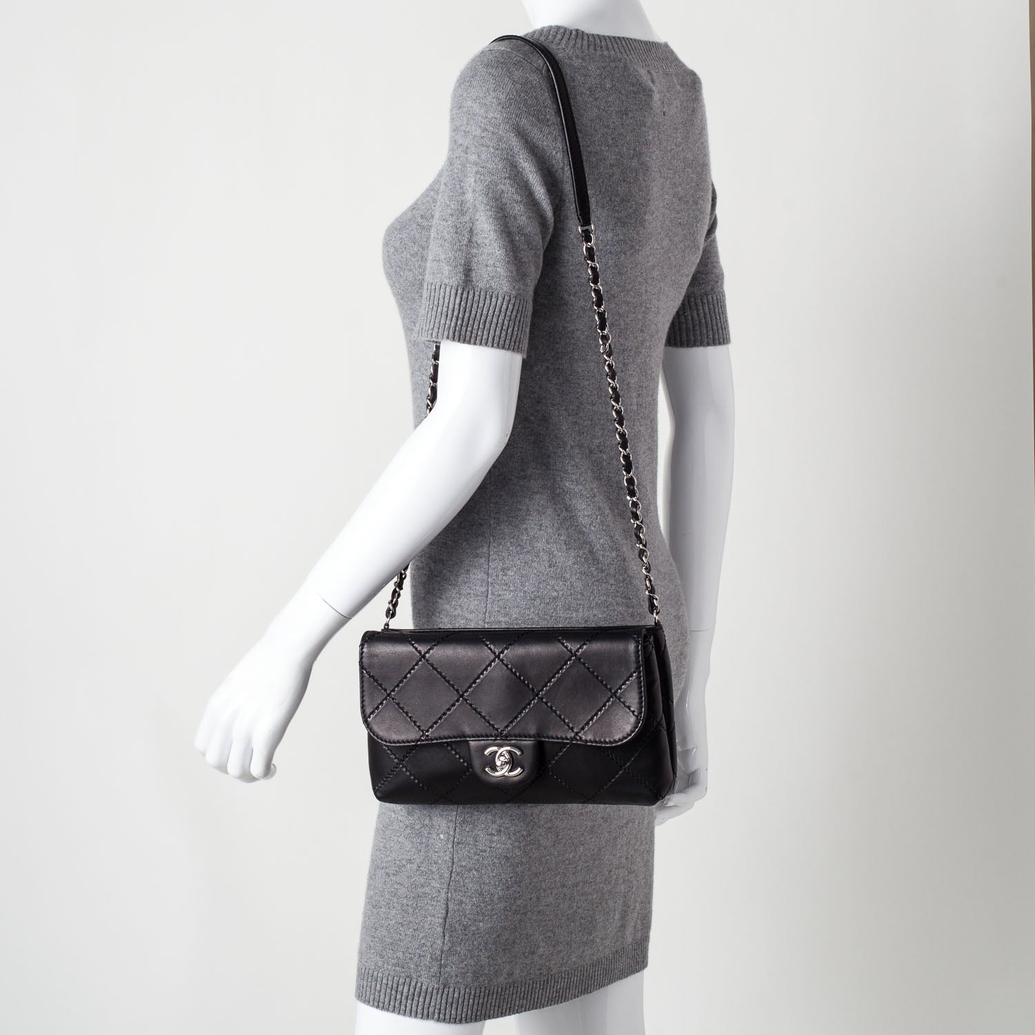 Chanel Lambskin Orient Express Flap Black 2 of 10