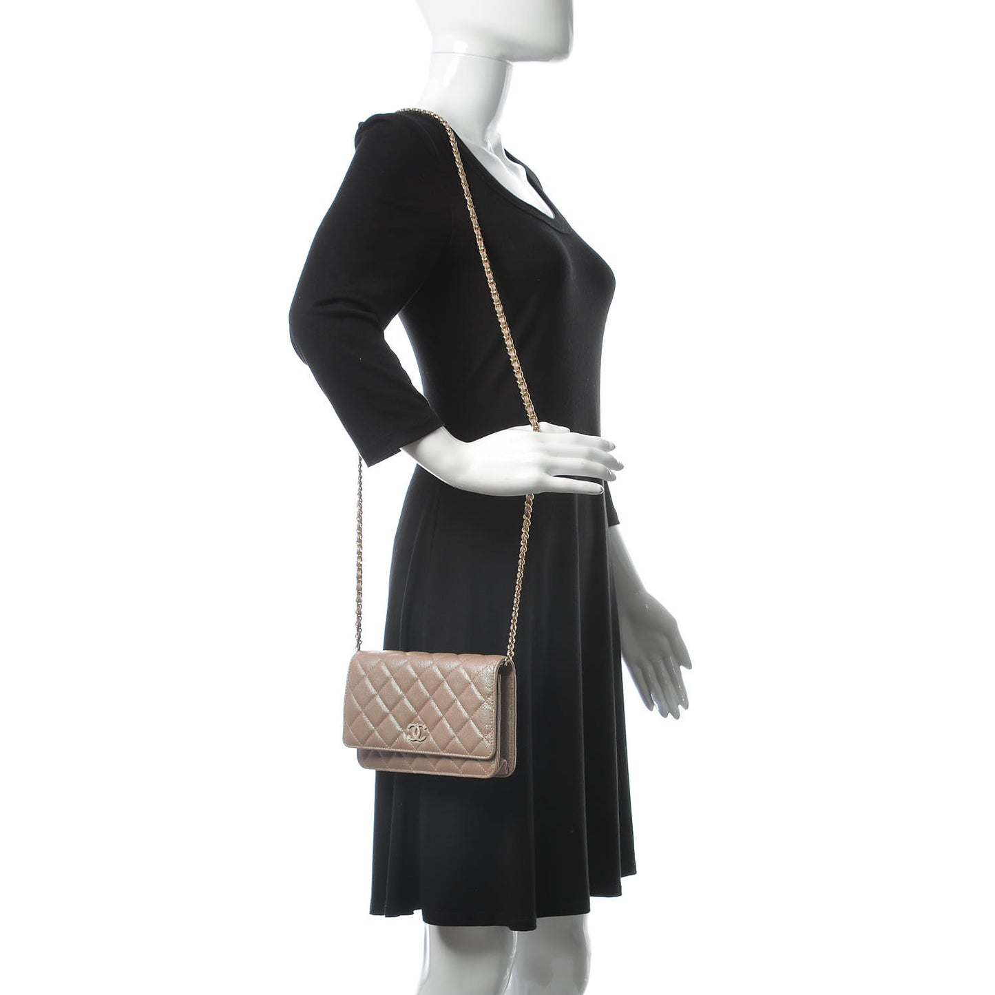 Iridescent Caviar Quilted Wallet On Chain WOC Beige