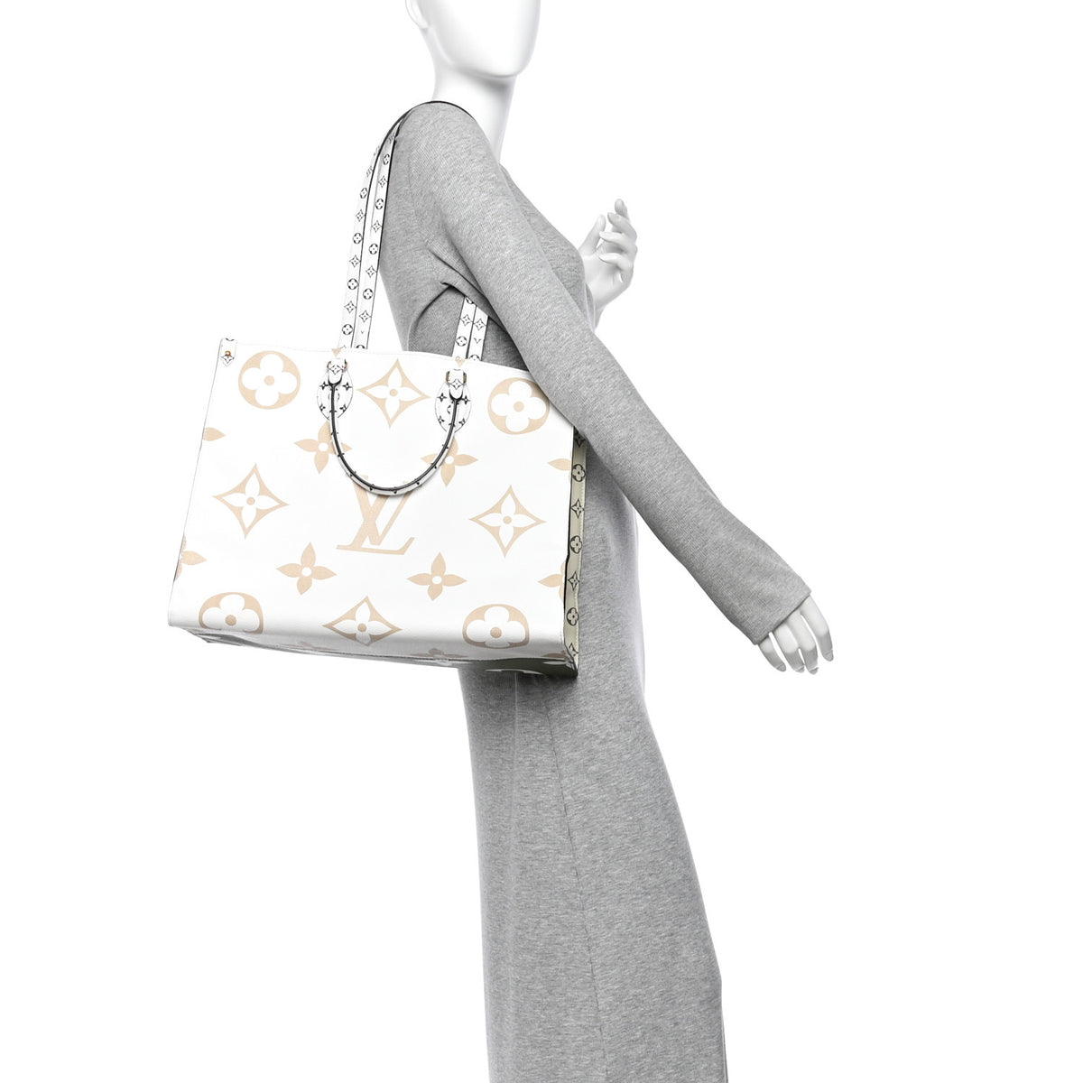 Louis Vuitton Monogram Giant Onthego GM Kaki Beige 2 of 10