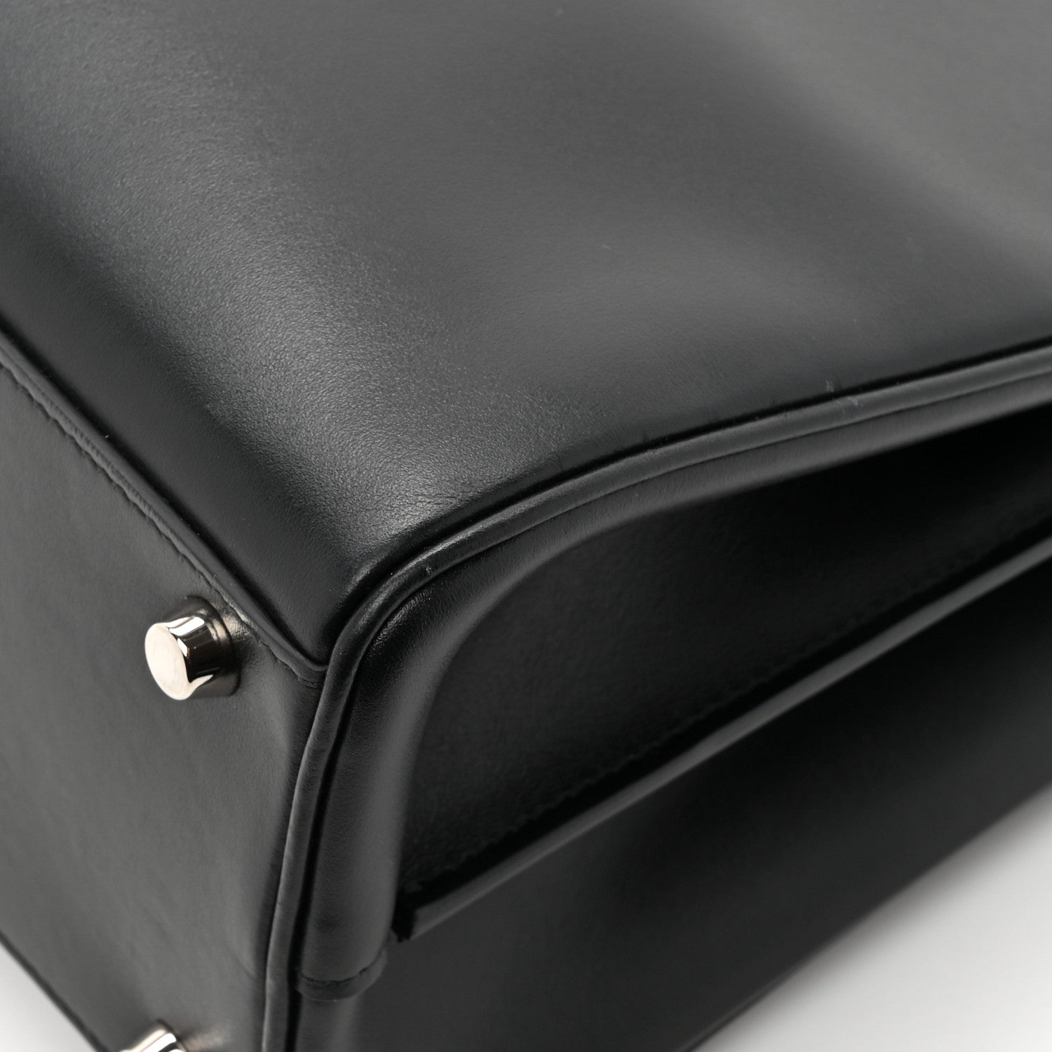 Gucci Smooth Calfskin Medium Zumi Top Handle Bag Black 15 of 19