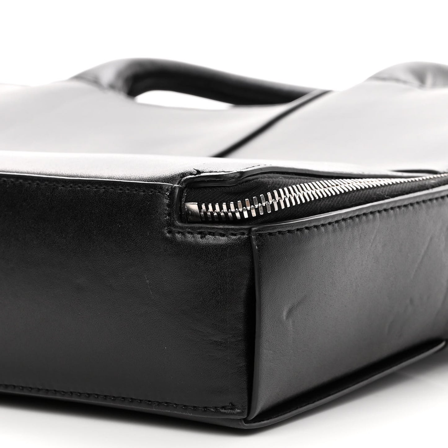 Calfskin Maxi Intrecciato Arco Briefcase Black